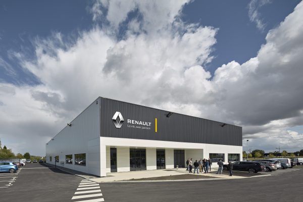 Pers Gale RENNES Centre De Formation Renault 03 LOGO @G.Satre , Salini Immobilier contractant général
